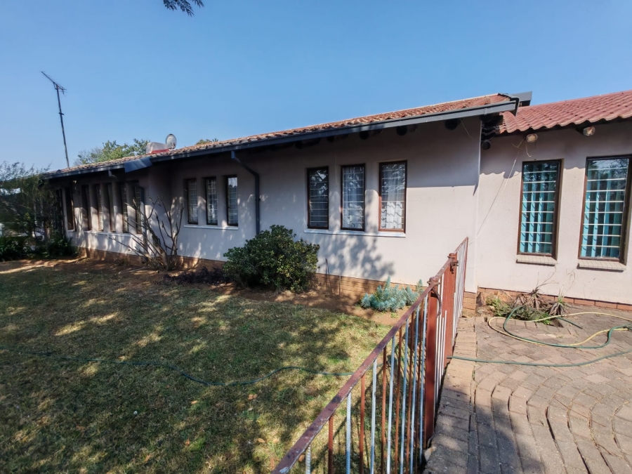 3 Bedroom Property for Sale in Vaalpark Free State